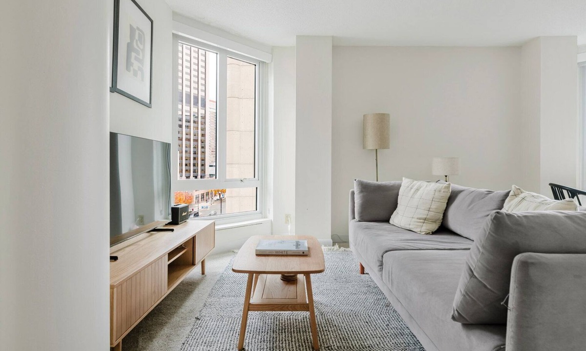 Prudential - St. Botolph Apartment | Blueground | Prudential/St. Botolph, pool, nr Fenway Park