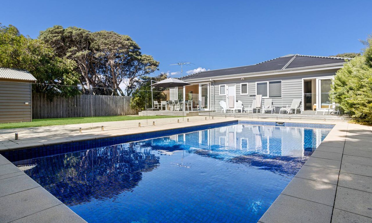 Rye House | Bluetopia Spacious Rye Retreat with Pool and BBQ