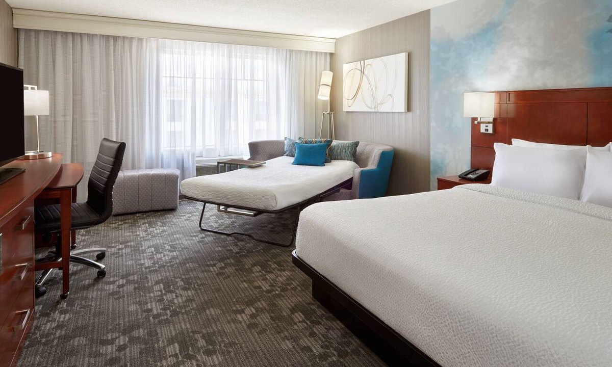 ByWard Market Hotel | Courtyard by Marriott Downtown Ottawa