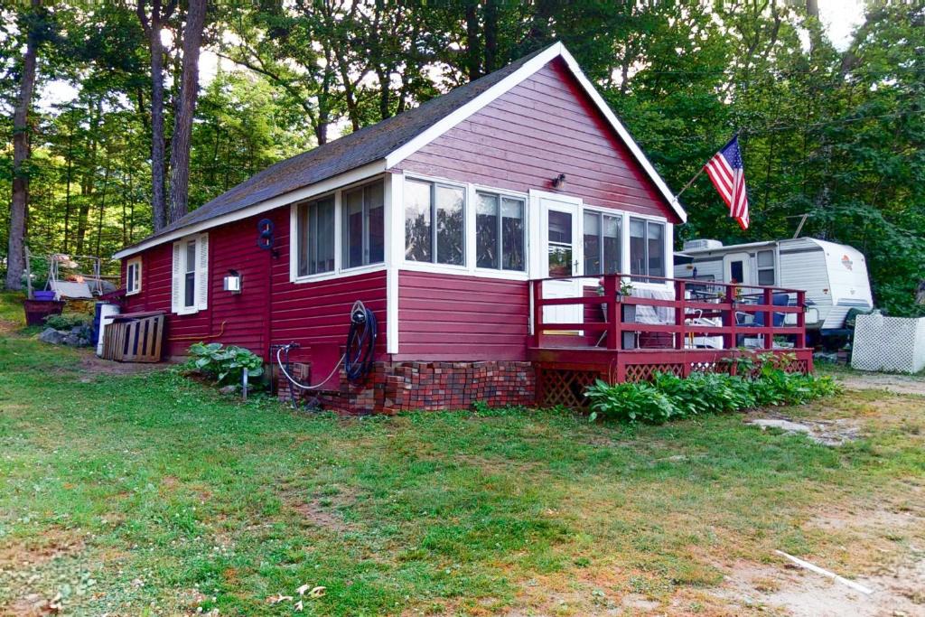 North Windham House | Cozy Sebago Basin Cabin