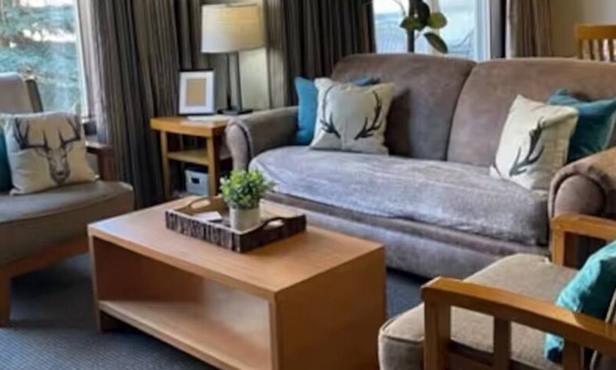 Copperstone Resort Apartment | EAGLE`S CREST - 2 LEVEL MOUNTAINSIDE - OUTDOOR HOT TUB & FIRE TABLE