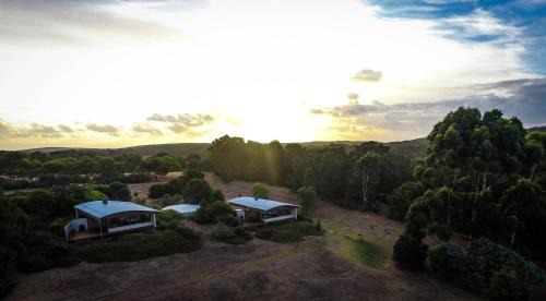 Burnside Cabin | Hilltop Studios