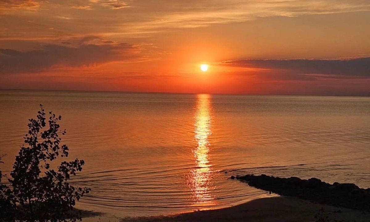 Beaconia Cabin | 🌅 Lakeview Cabin Near Grand Beach | Steps to Lake Winnipeg | * New to VRBO*