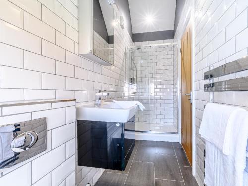 Shackerstone House | Low Barn