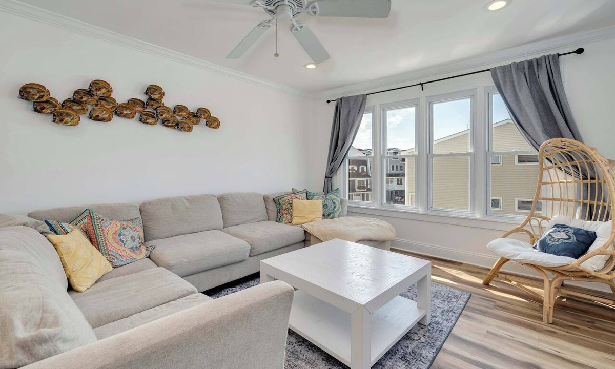 Avalon House | Rooftop Deck & Sunset Views, Avalon House