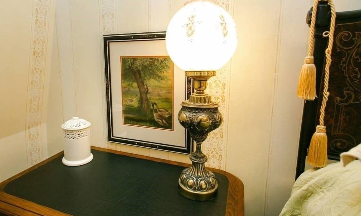 Old Wethersfield Historic District Bed & Breakfast | Silas W Robbins House