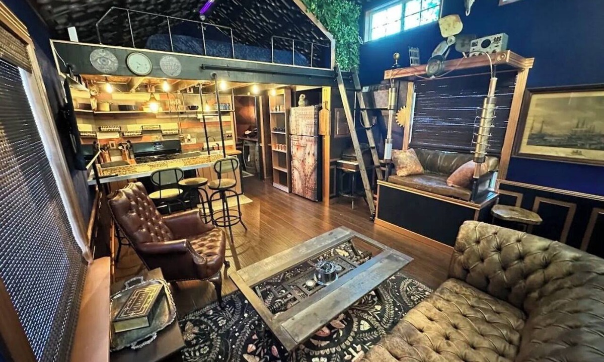 Hudson Bend House | Steampunk Tiny House w/Loft Near Lake Travis