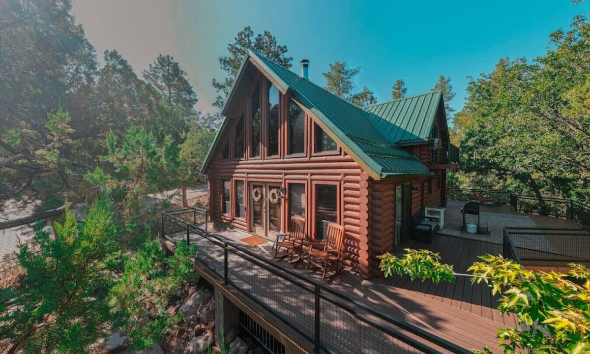 Pine Cabin | Vevee's Pine A-Frame Retreat
