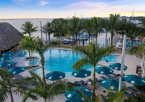 Accessible King-Bed Room w/Balcony, High-Speed Internet, & Neal Preserve Views in Bradenton