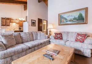 Chateau Blanc #13 in Mammoth Lakes