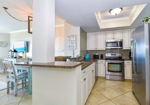 Coastal chic beachfront condo w/updates & private balcony! in Destin