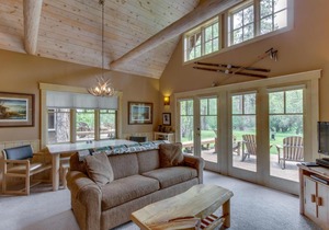 Metolius River Resort Cabin #5 in Camp Sherman
