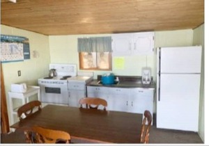 Sunset Lakefront Spacious 8 people Getaway, in Mar