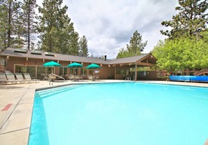 The Ridge at Sunriver - Condo #14 - Access provided to onsite seasonal swimming pool & tennis facilities, year-round hot tub plus 4 bikes in Sunriver