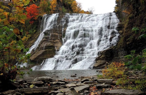 Ithaca Hotel | 2 Queen | Marriott Ithaca | Campus Trips, Ithaca Commons, Finger Lakes | 2 Units