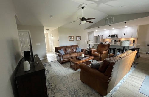Lima House | 3-bedroom house 5 yr old in nice Lima neighborhood, AC, garage, outdoor dining