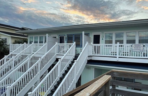 Surfside Beach Condo | Almost Heaven OCEANFRONT D Toes In The Sand Directly on BEACH Pets OK