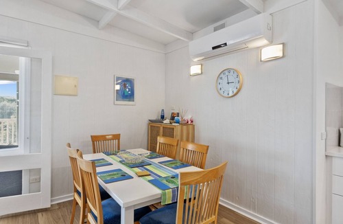Smiths Beach House | Beachcomber Getaway