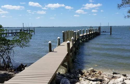 Ambersand Beach House | Beachfront/Riverfront - 2 living areas, Flexible 3 Bedroom 3 Bath