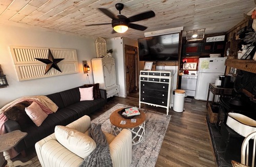 Banner Elk Condo | Beech Mtn Studio/Fall Escape& Trail access