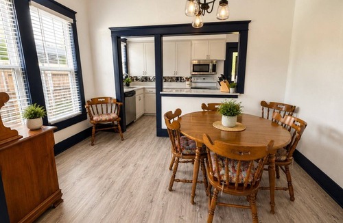 Gainesville House | Built for Work Crews & Extended Business Stays.