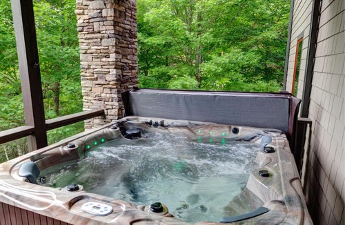 Beech Mountain House | Cardinal Perch