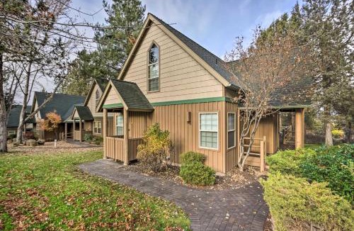 Klamath Falls House | Chalet at Running Y Resort w/Wraparound Deck!