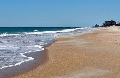 Spanish Waters Cottage | Charming 2-bedroom Beach Cottage Steps from the Sand!