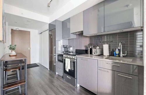 Garden District Apartment | Charming 2BR downtown condo with private patio