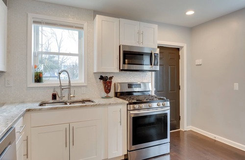 Baltimore House | Charming Baltimore Getaway - 5 Miles to Downtown!