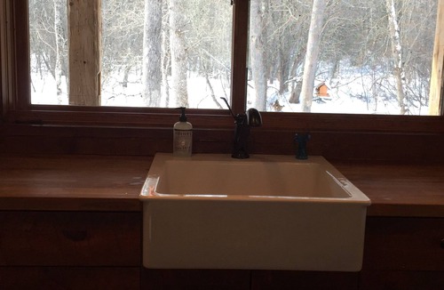 Dunbar Cabin | Charming Riverfront Log Cabin ~ River Paradise!