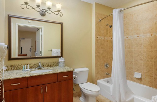 National Gardens Hotel | Clarion Inn Ormond Beach at Destination Daytona