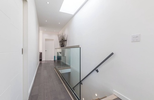 Oakwood Village House | Comfortable 2 BED- 2 BATH