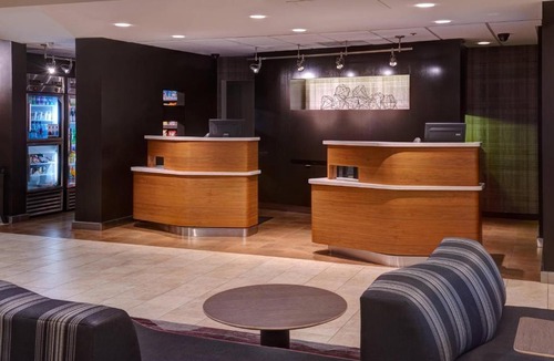 Clive Hotel | Courtyard Des Moines West/Clive