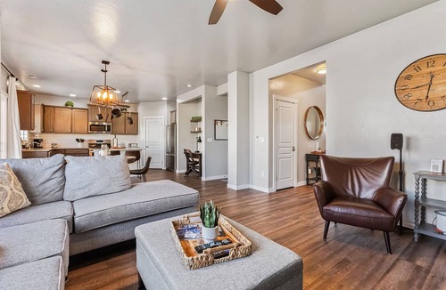 Eagle Villa | Cozy & Charming Home in Eagle Id