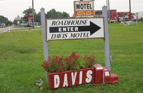 North Lima Hotel | Davis Motel