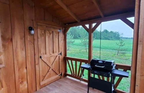 Rock Stream Cabin | Deer Path Off Grid Cabin