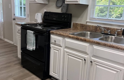 Five Forks House | Discover tranquility near Stone Mountain Park