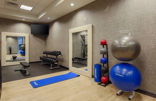Evansville Hotel | DoubleTree by Hilton Evansville