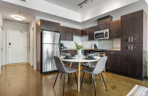 Mission District Condo | Downtown Chic Retreat | Elegant + Free Parking
