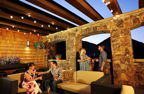 Jackson Hotel | Downtown Jackson - Fireplace Suite