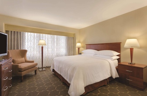 Centennial Hotel | Embassy Suites Hotel Denver Tech Center