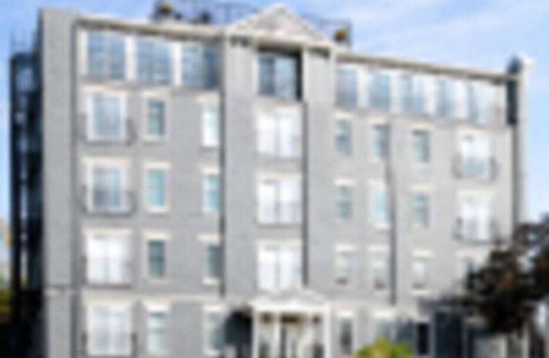 Mount Adams Condo | Excellent 2BR Condo: Roof Deck: Near Eden Park