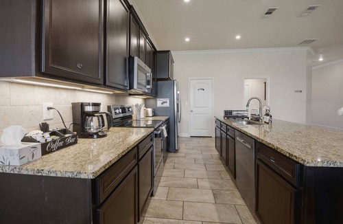 Midland House | Executive Corporate Retreat RL | Work-Friendly