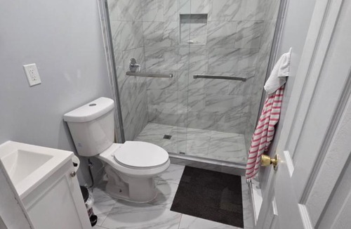 Irvington Cabin | Executive private room