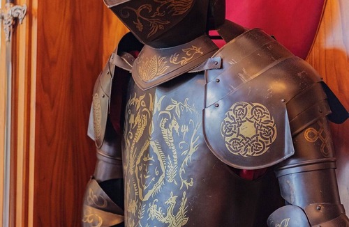 Monroe Other | Extraordinary Medieval Castle w/Life Size Dragons!