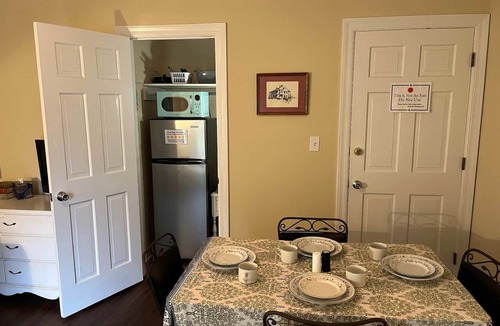 Franklin Cabin | Fork Inns Romantic 2BR apt/cabin- opt hottub SHR23