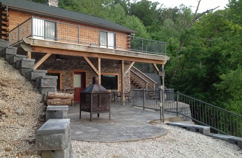 Roach House | Great lakefront Log Home