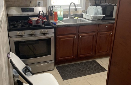 Hackensack House | Hackensack 4Beds/2bath, Newly Renovated Home w parking/backyard