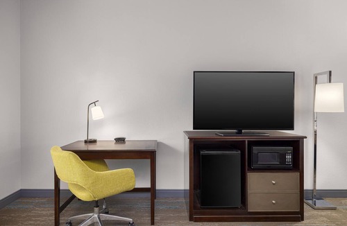 Cotulla Hotel | Hampton Inn Cotulla